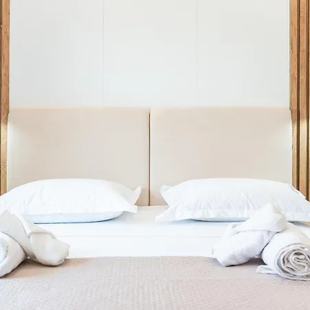 Luxury With Balcony & Self Check-in Appartement