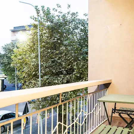Luxury With Balcony & Self Check-in * Shkodër